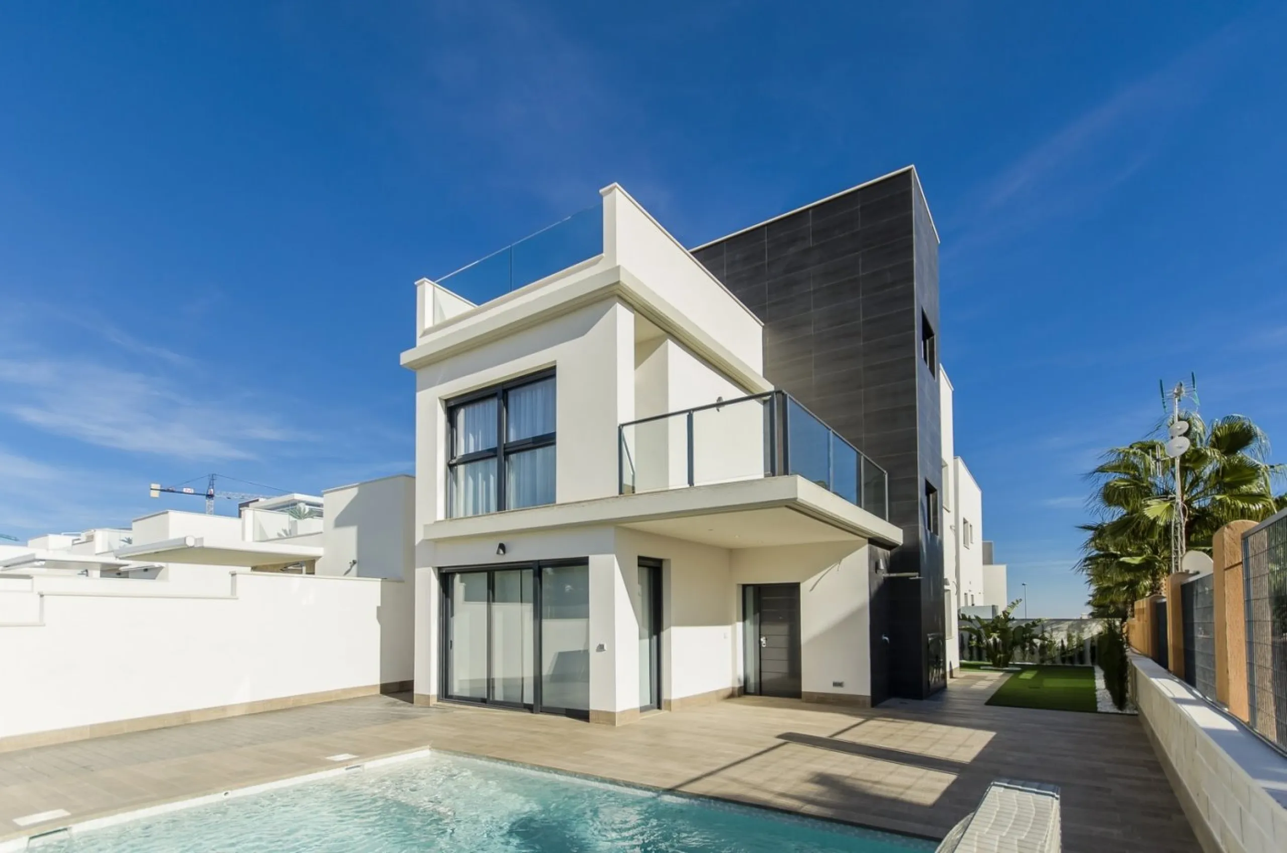 RESIDENCIAL DE OBRA NUEVA DE VILLAS EN SAN MIGUEL DE SALINAS