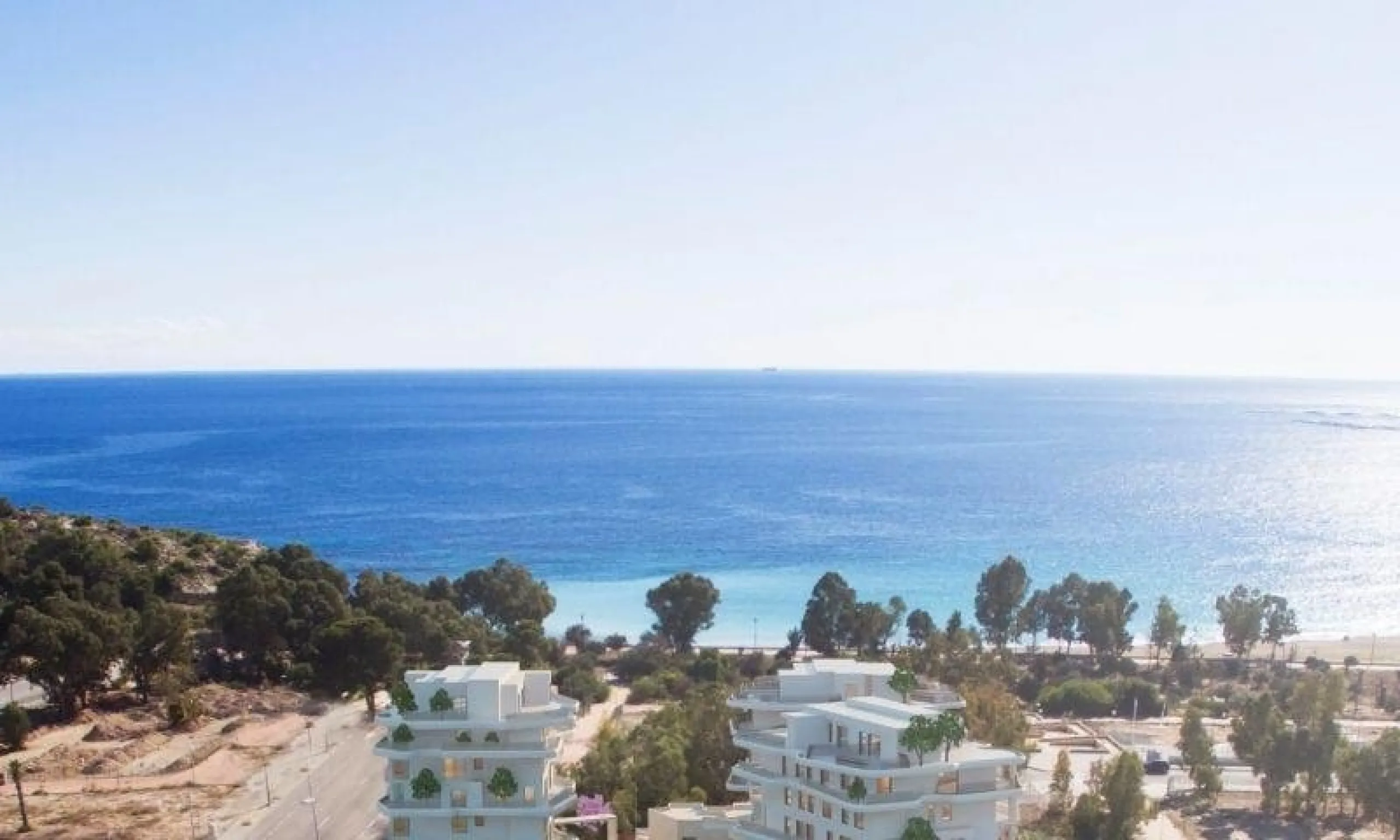 RESIDENTIAL APARTMENT 50M FROM THE BEACH