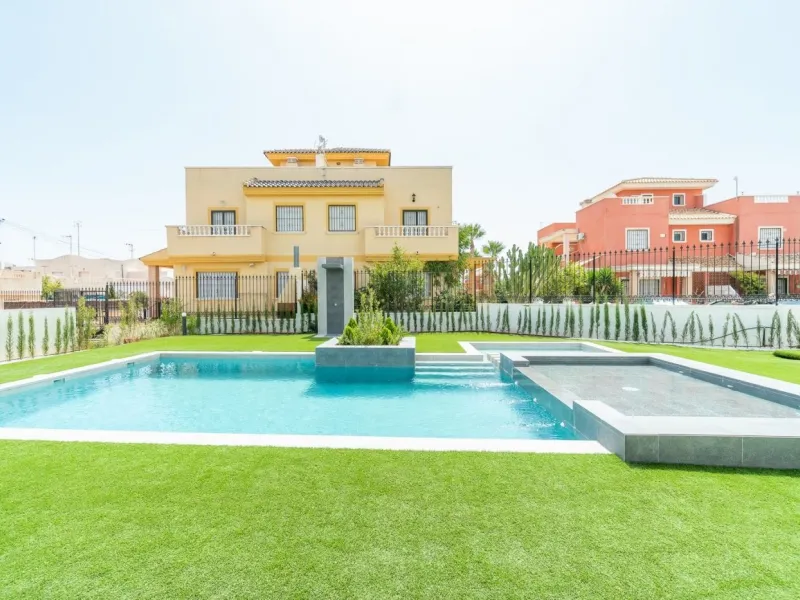 Nuevo conjunto residencial en Los Balcones (Torrevieja)