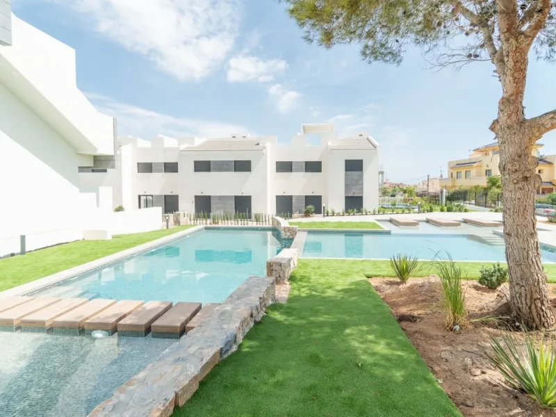 Nuevo conjunto residencial en Los Balcones (Torrevieja)
