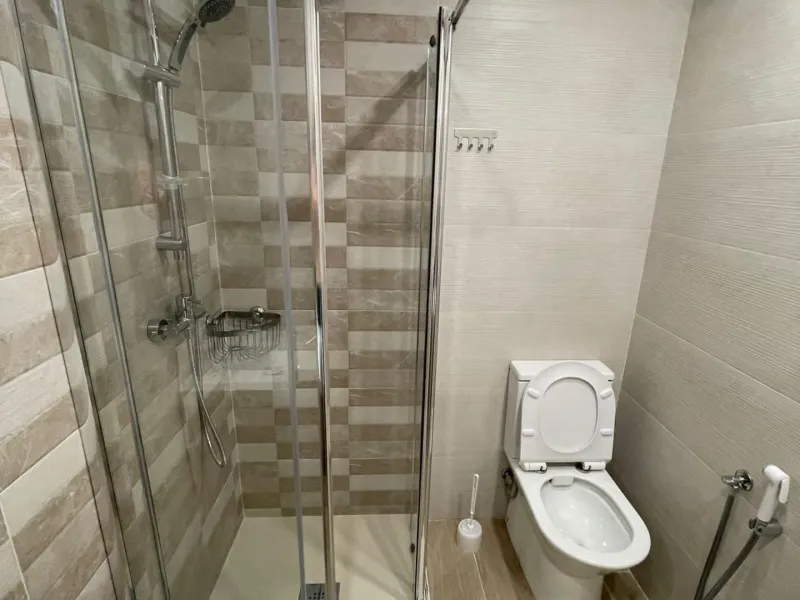 Piso dividido en estudios. Oportunidad inversores.