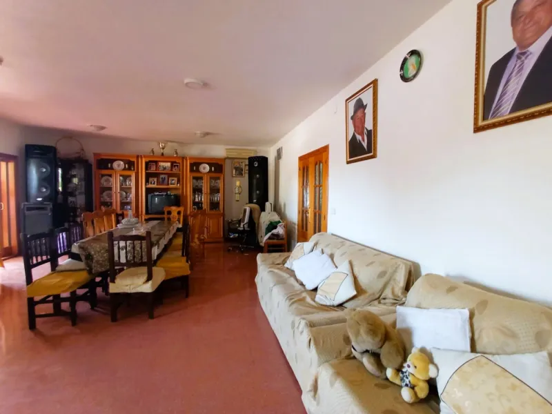 INDEPENDENT VILLA OF 500M2 - LAND OF 10,000M2 NEXT TO BONALBA - MUCHAMIEL