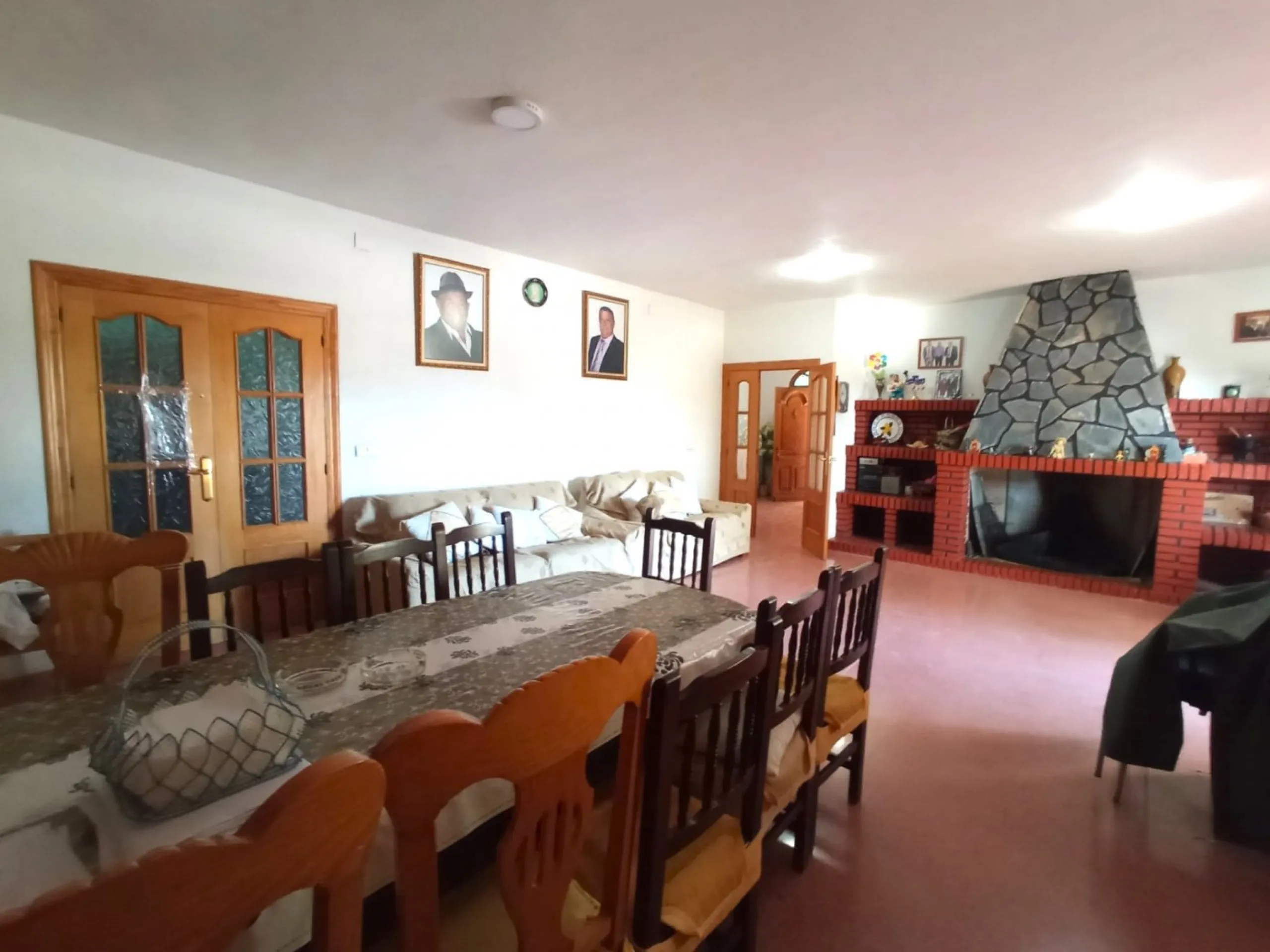 INDEPENDENT VILLA OF 500M2 - LAND OF 10,000M2 NEXT TO BONALBA - MUCHAMIEL