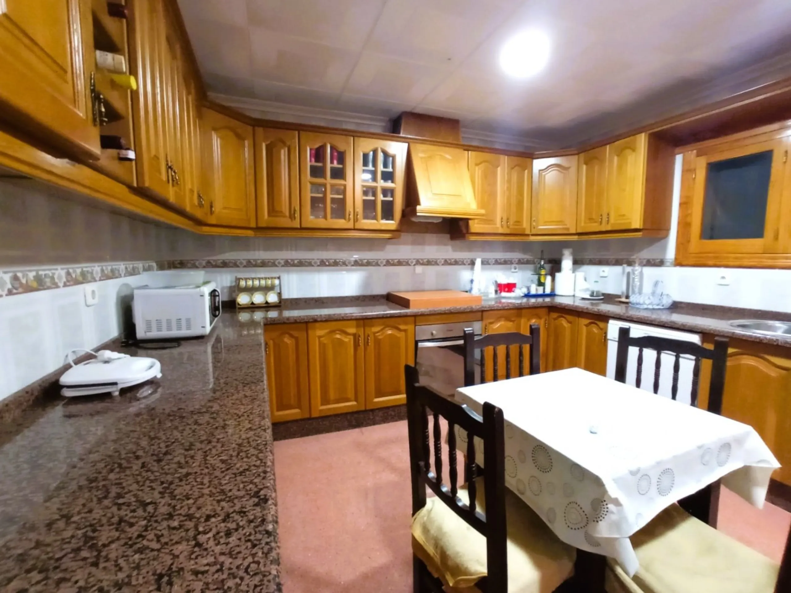 INDEPENDENT VILLA OF 500M2 - LAND OF 10,000M2 NEXT TO BONALBA - MUCHAMIEL