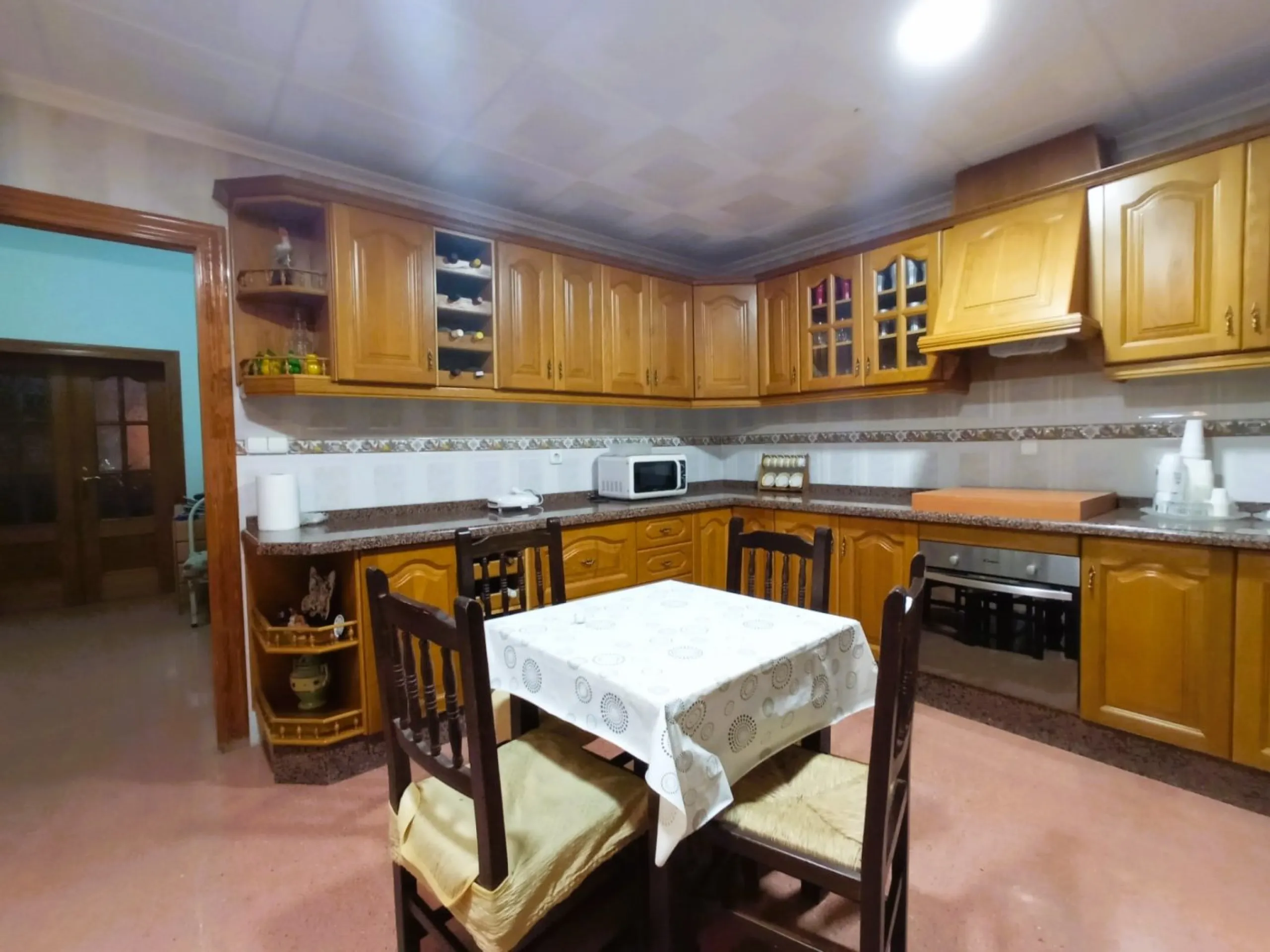 INDEPENDENT VILLA OF 500M2 - LAND OF 10,000M2 NEXT TO BONALBA - MUCHAMIEL