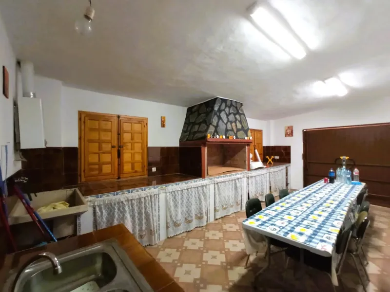 INDEPENDENT VILLA OF 500M2 - LAND OF 10,000M2 NEXT TO BONALBA - MUCHAMIEL