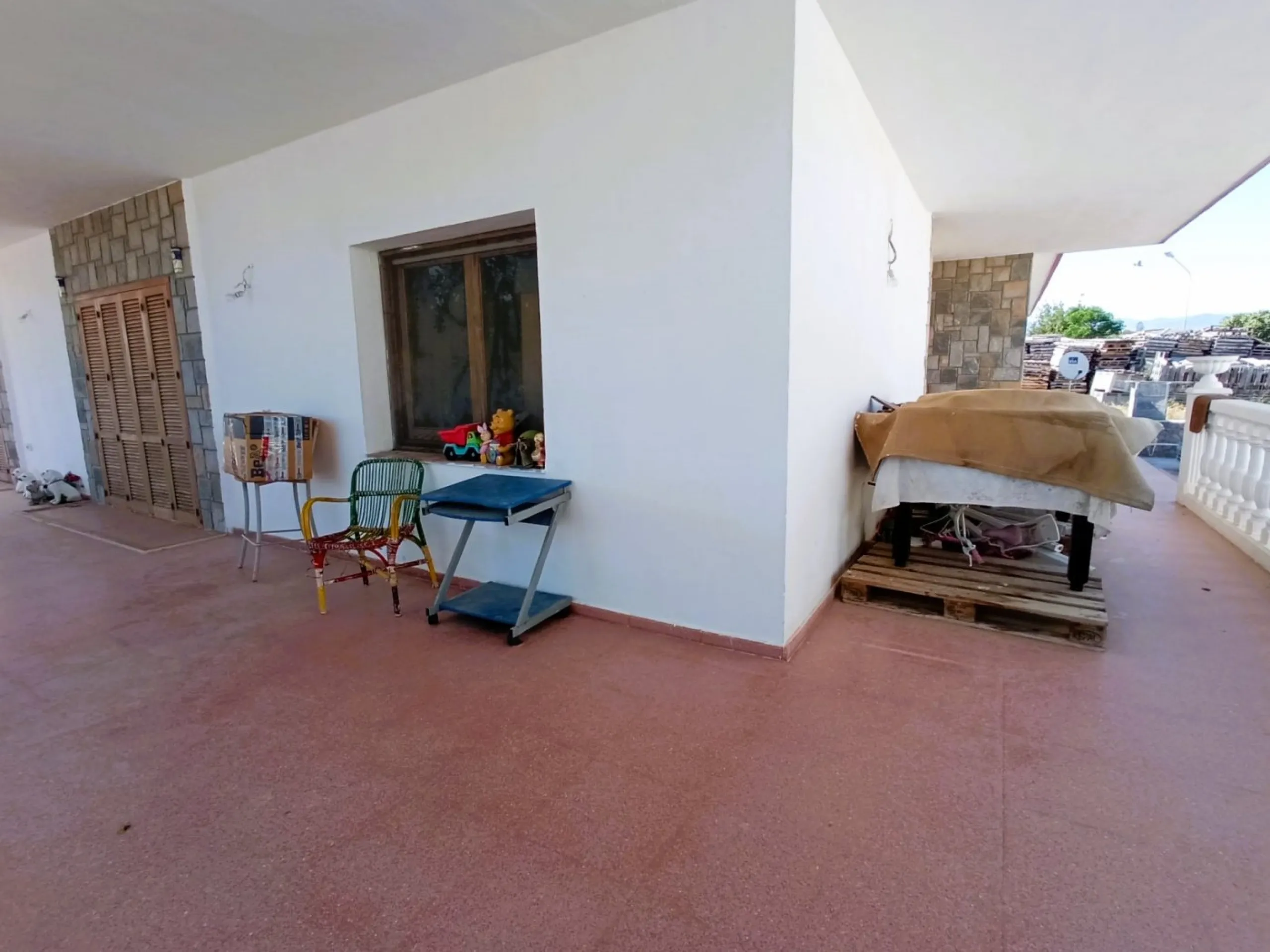 INDEPENDENT VILLA OF 500M2 - LAND OF 10,000M2 NEXT TO BONALBA - MUCHAMIEL