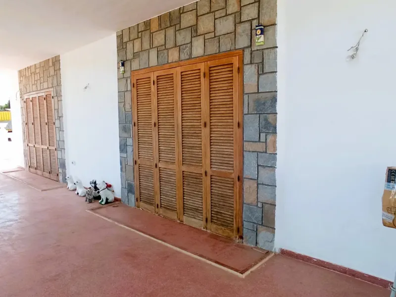 INDEPENDENT VILLA OF 500M2 - LAND OF 10,000M2 NEXT TO BONALBA - MUCHAMIEL