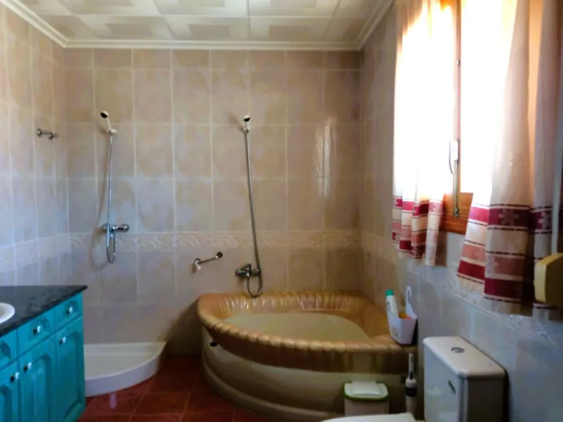 INDEPENDENT VILLA OF 500M2 - LAND OF 10,000M2 NEXT TO BONALBA - MUCHAMIEL