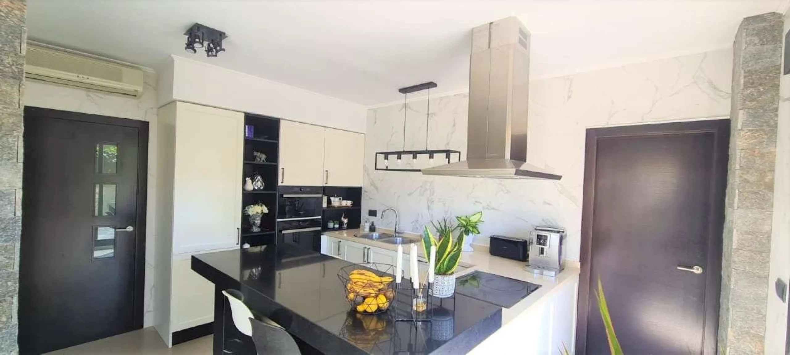 VILLA IN CALPE FOR SALE
