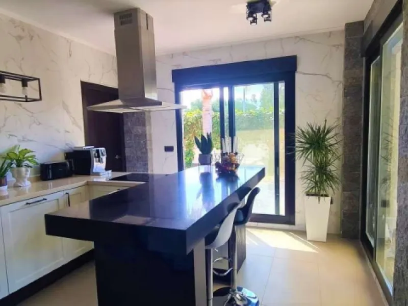 VILLA IN CALPE FOR SALE