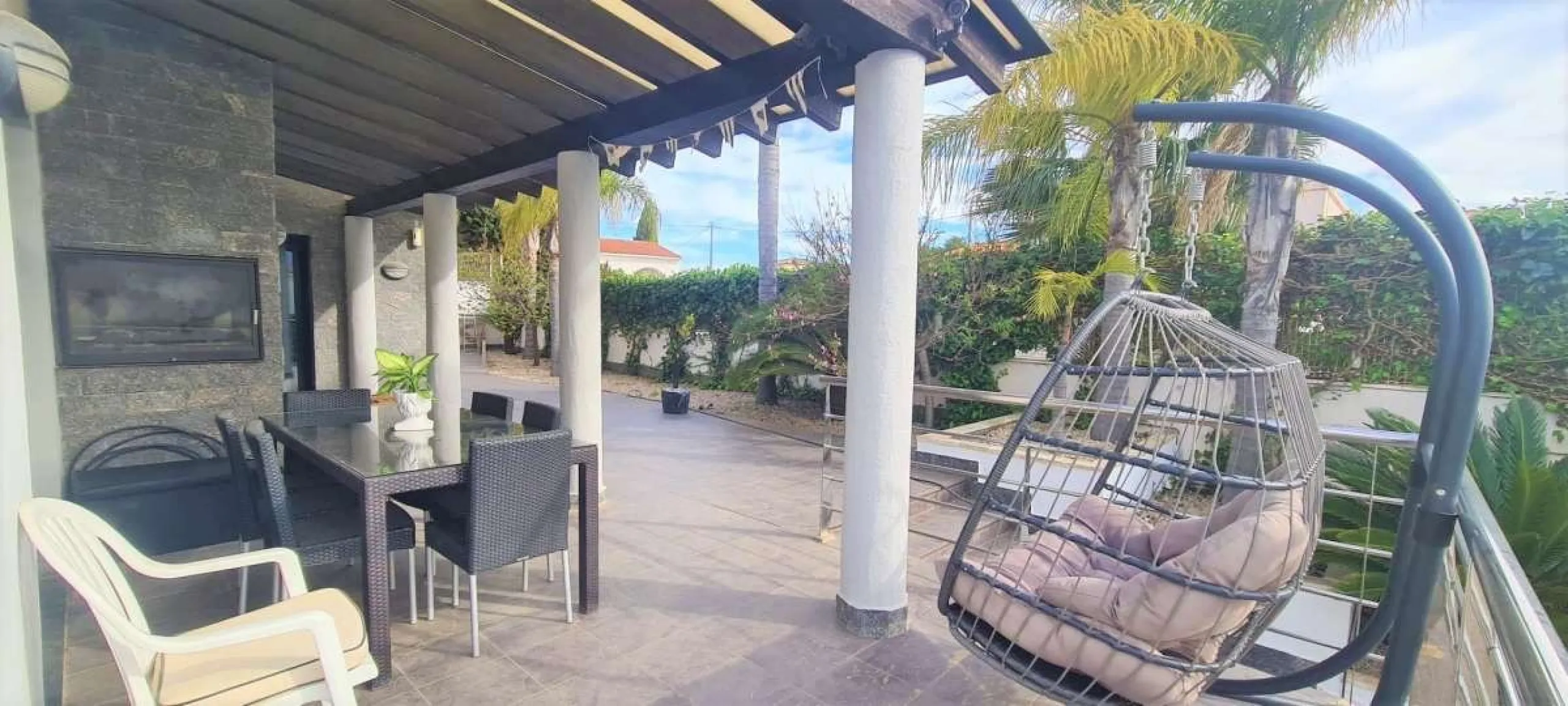 VILLA IN CALPE FOR SALE