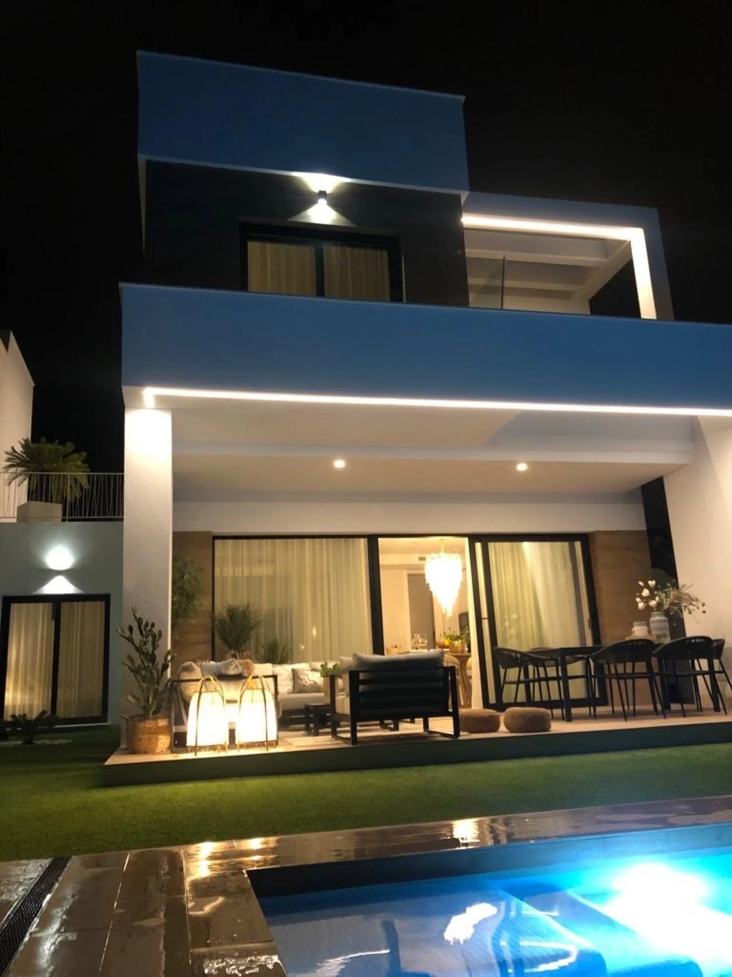 VILLA FOR SALE IN FINESTRAT