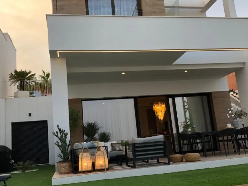 VILLA FOR SALE IN FINESTRAT
