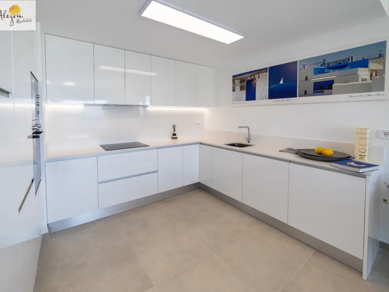 APARTAMENTOS EN OBRA NUEVA EN GRAN ALACANT EN VENTA