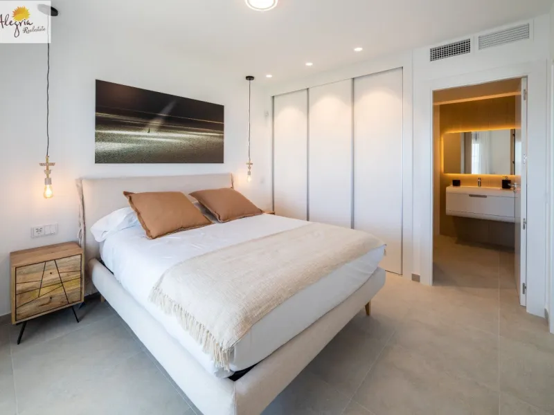 APARTAMENTOS EN OBRA NUEVA EN GRAN ALACANT EN VENTA