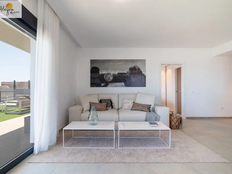 APARTAMENTOS EN OBRA NUEVA EN GRAN ALACANT EN VENTA