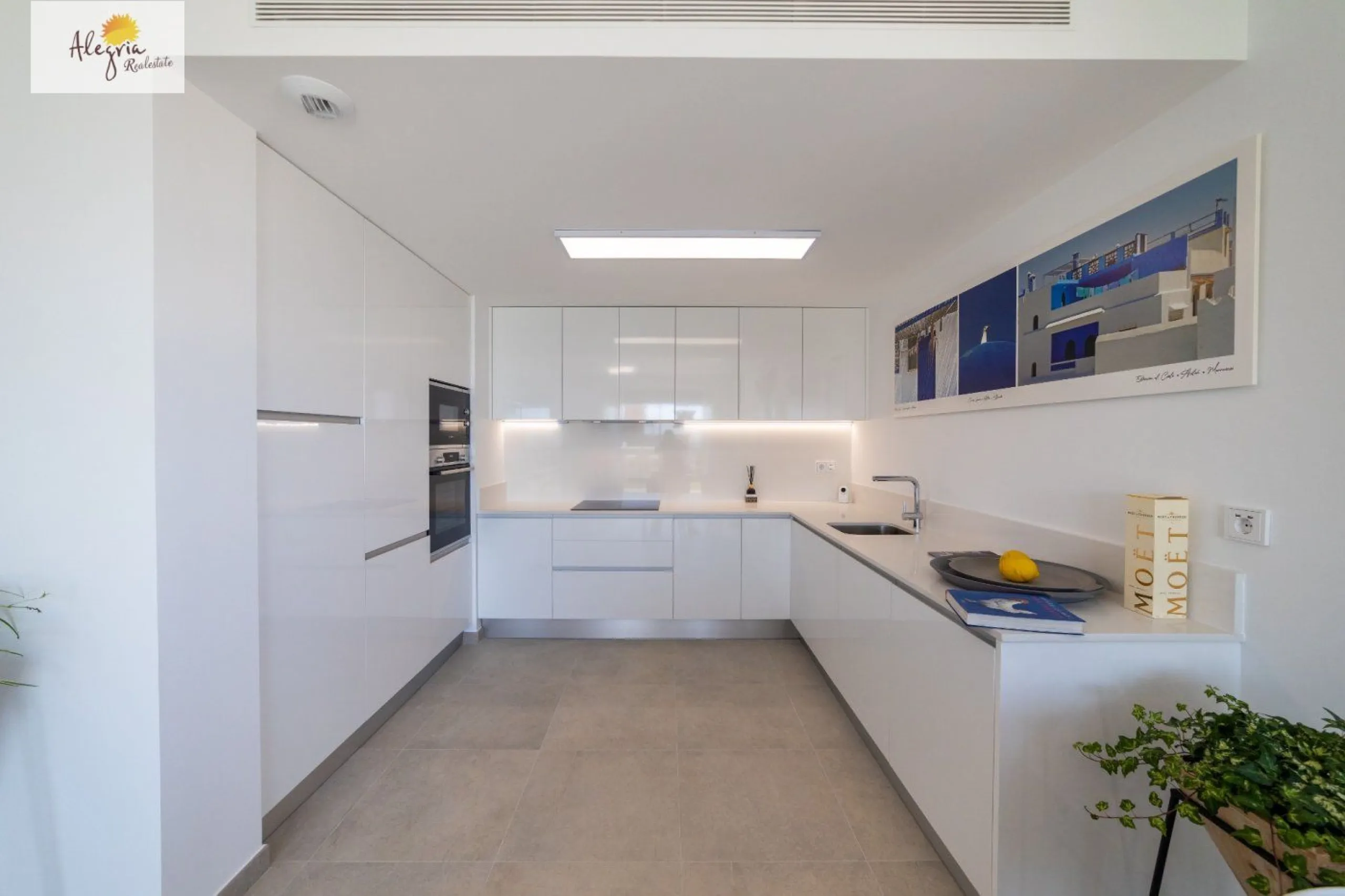 APARTAMENTOS EN OBRA NUEVA EN GRAN ALACANT EN VENTA