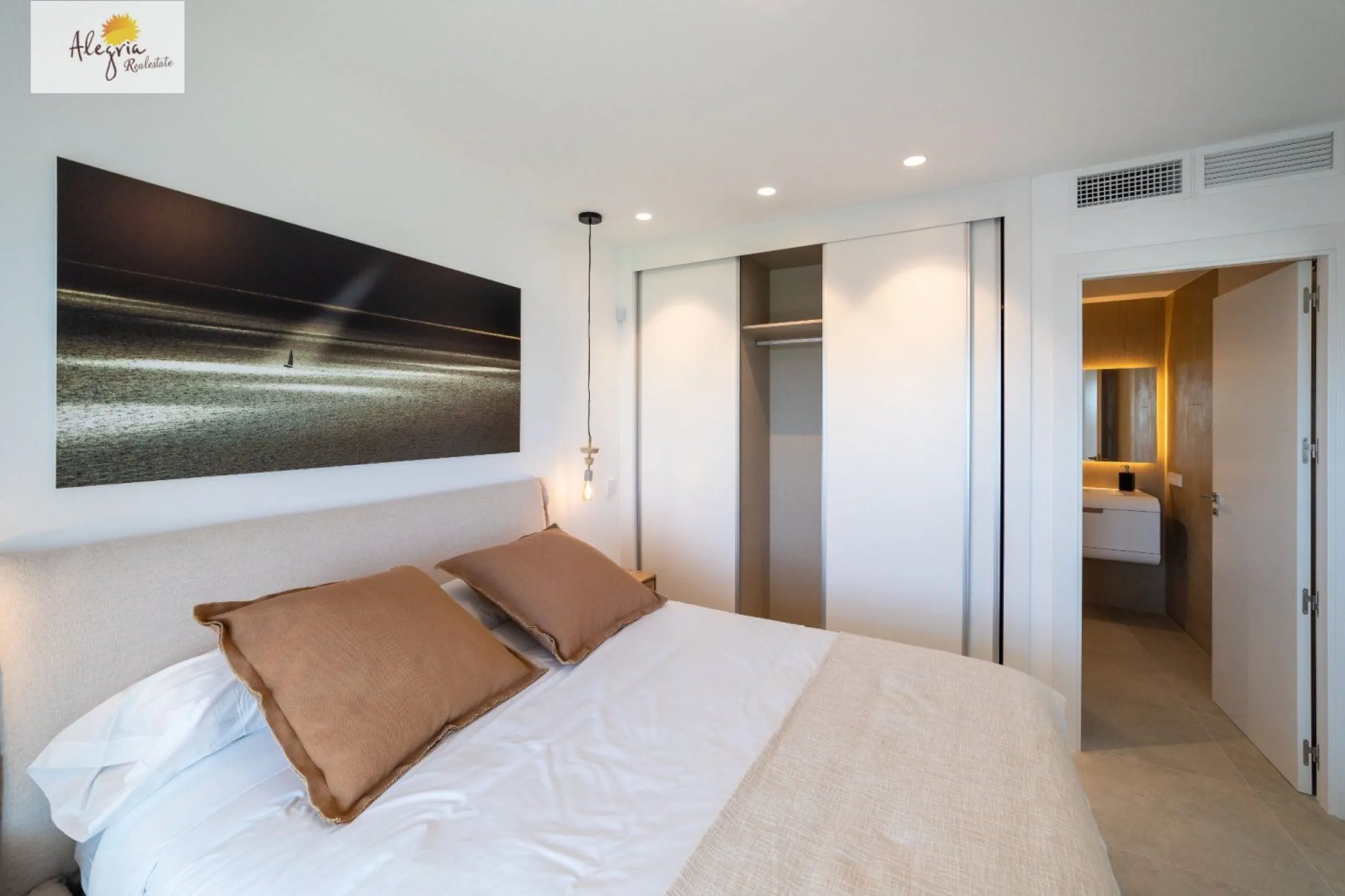 APARTAMENTOS EN OBRA NUEVA EN GRAN ALACANT EN VENTA