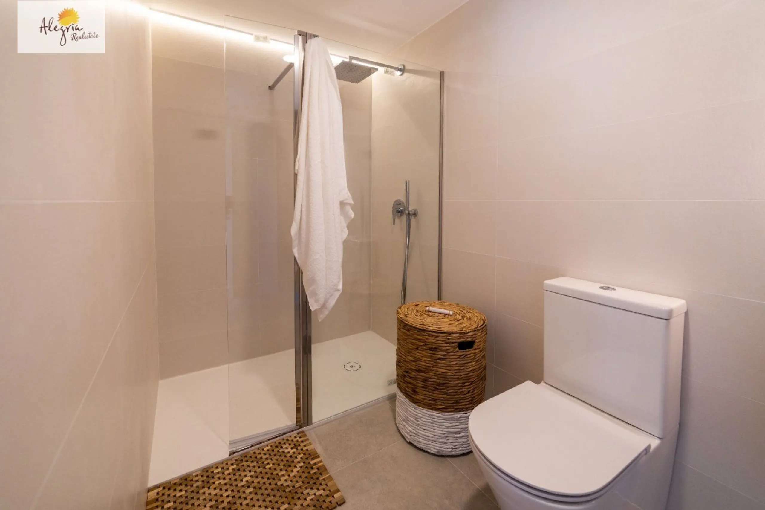 APARTAMENTOS EN OBRA NUEVA EN GRAN ALACANT EN VENTA