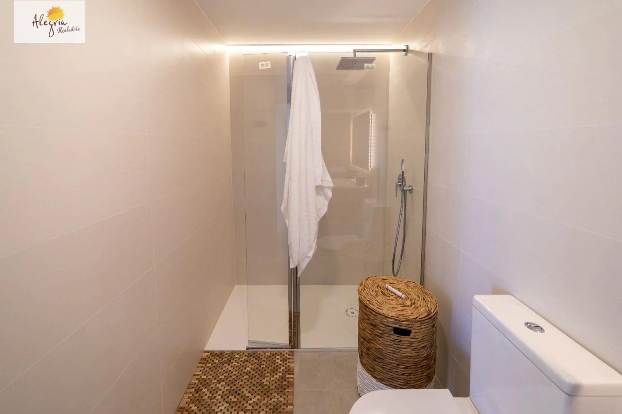 APARTAMENTOS EN OBRA NUEVA EN GRAN ALACANT EN VENTA