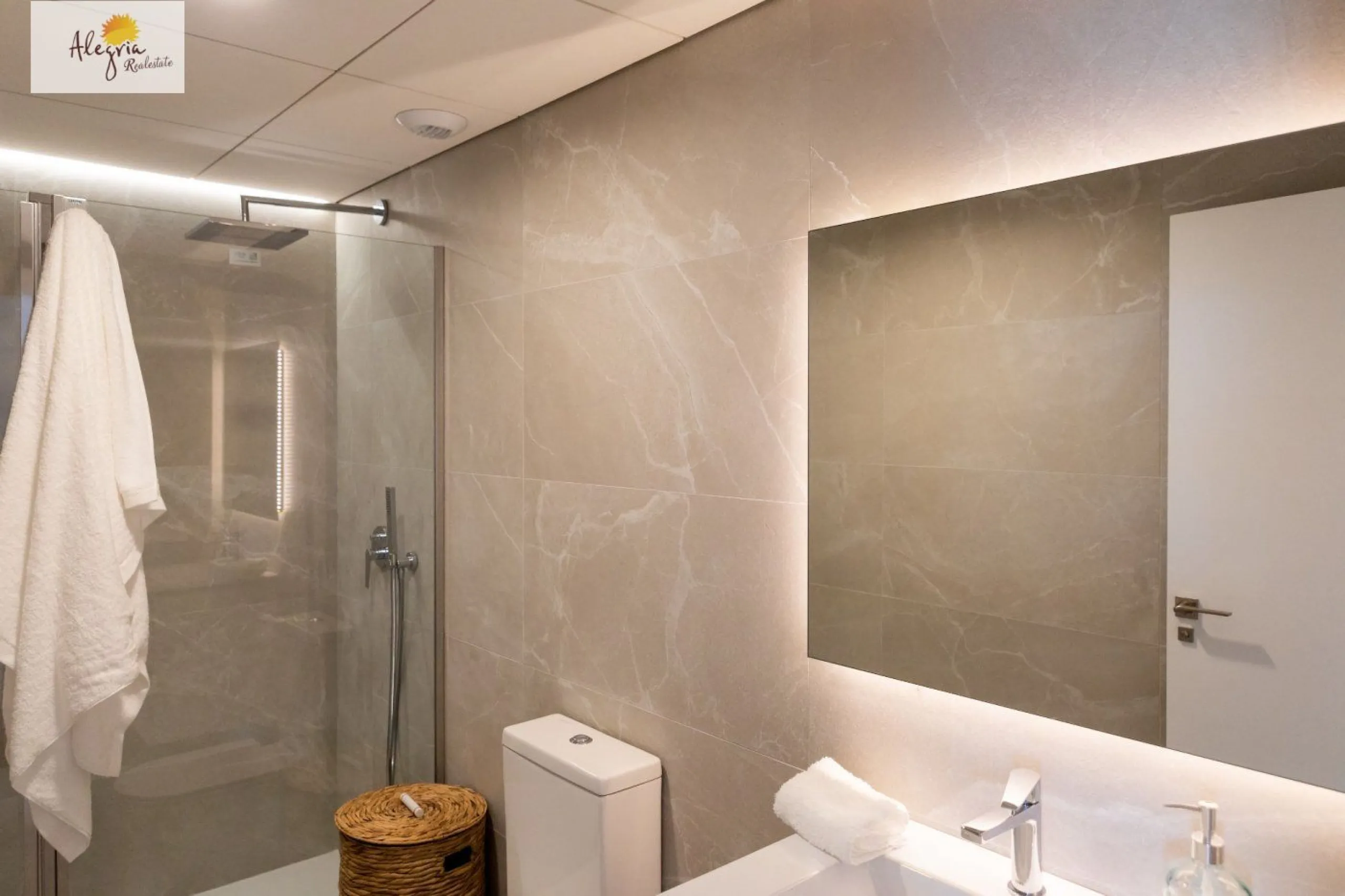 APARTAMENTOS EN OBRA NUEVA EN GRAN ALACANT EN VENTA