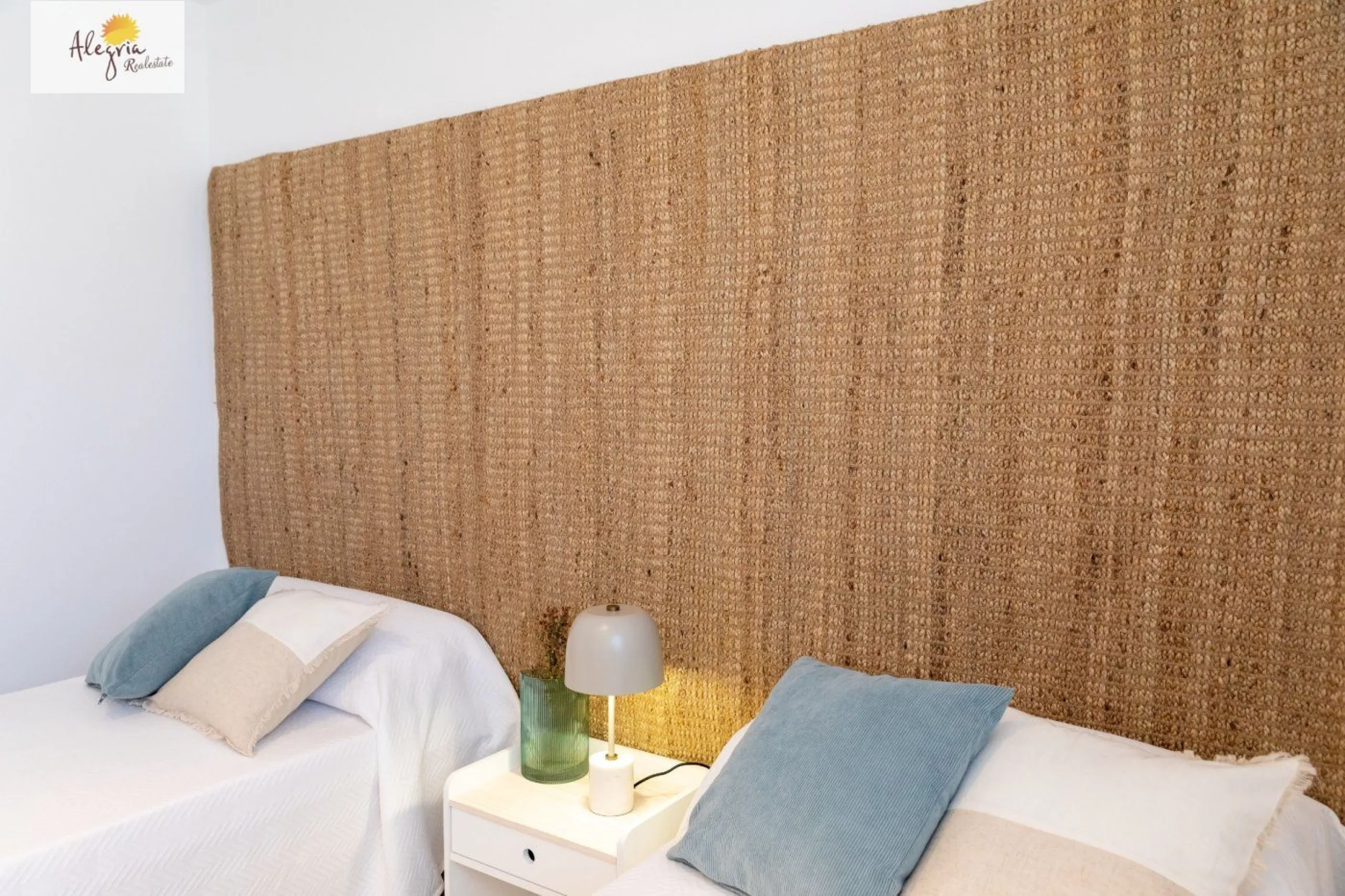 APARTAMENTOS EN OBRA NUEVA EN GRAN ALACANT EN VENTA