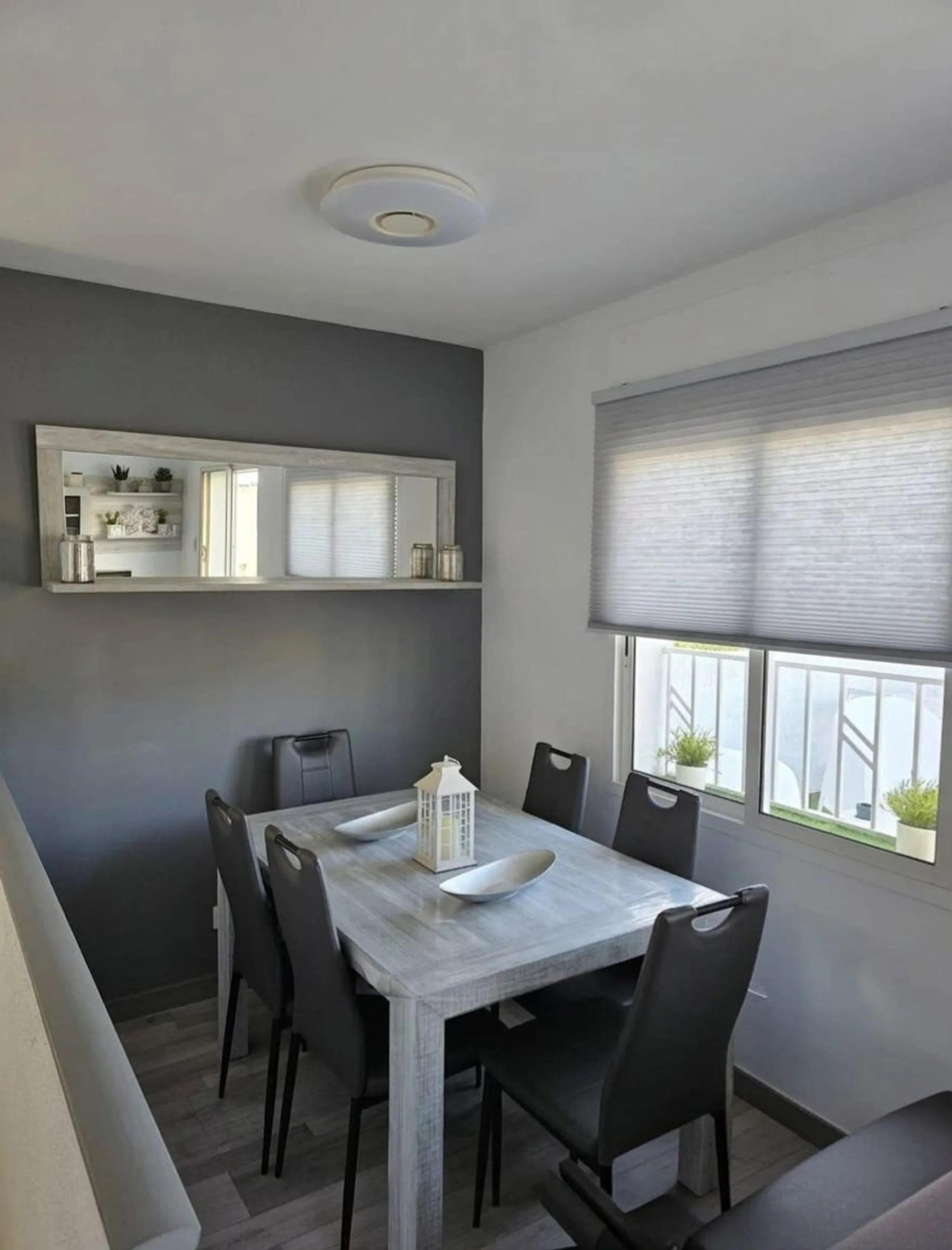 Renovated and Bright Duplex in Pineda de Mar with Large Terraces
