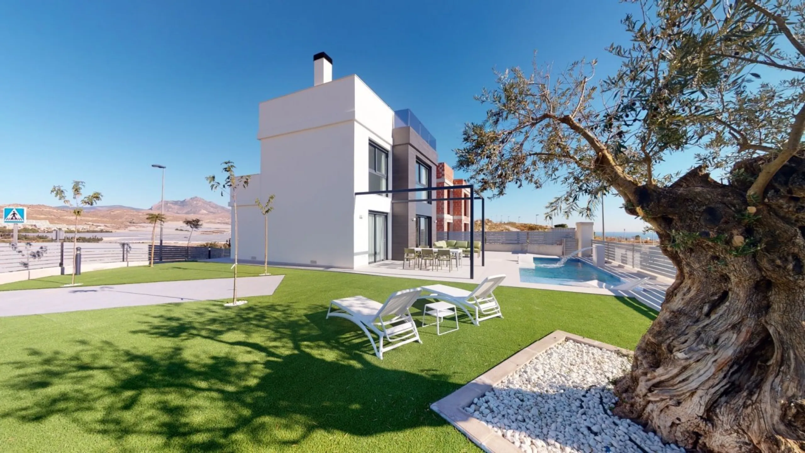 Villas de obra nueva con piscina privada