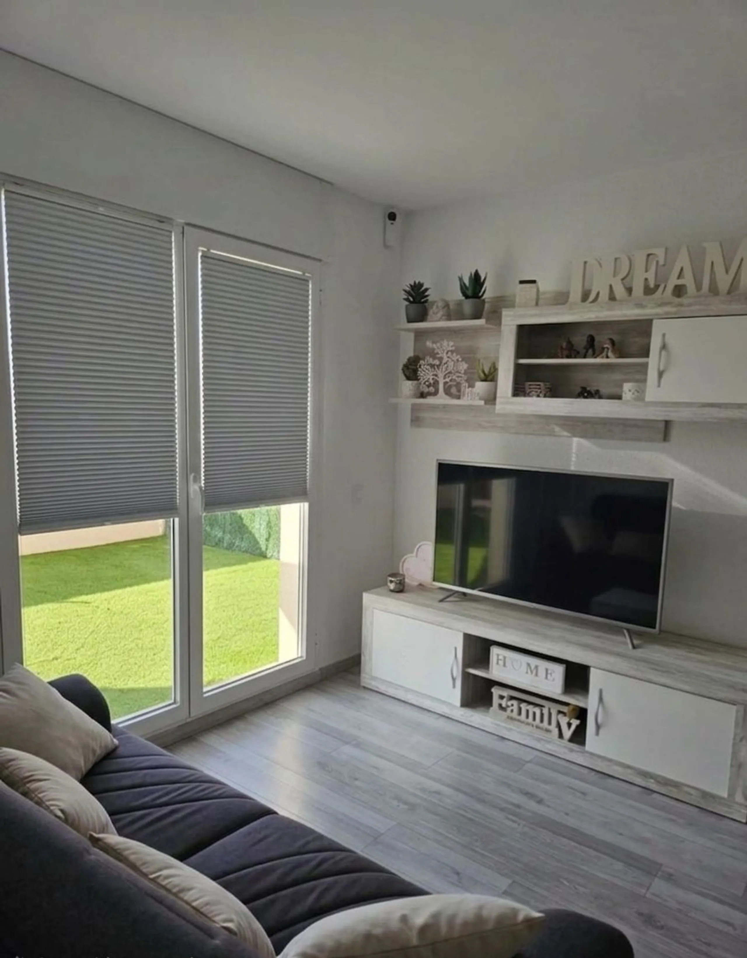 Renovated and Bright Duplex in Pineda de Mar with Large Terraces