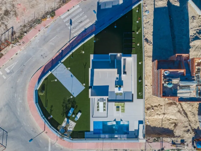 Villas de obra nueva con piscina privada