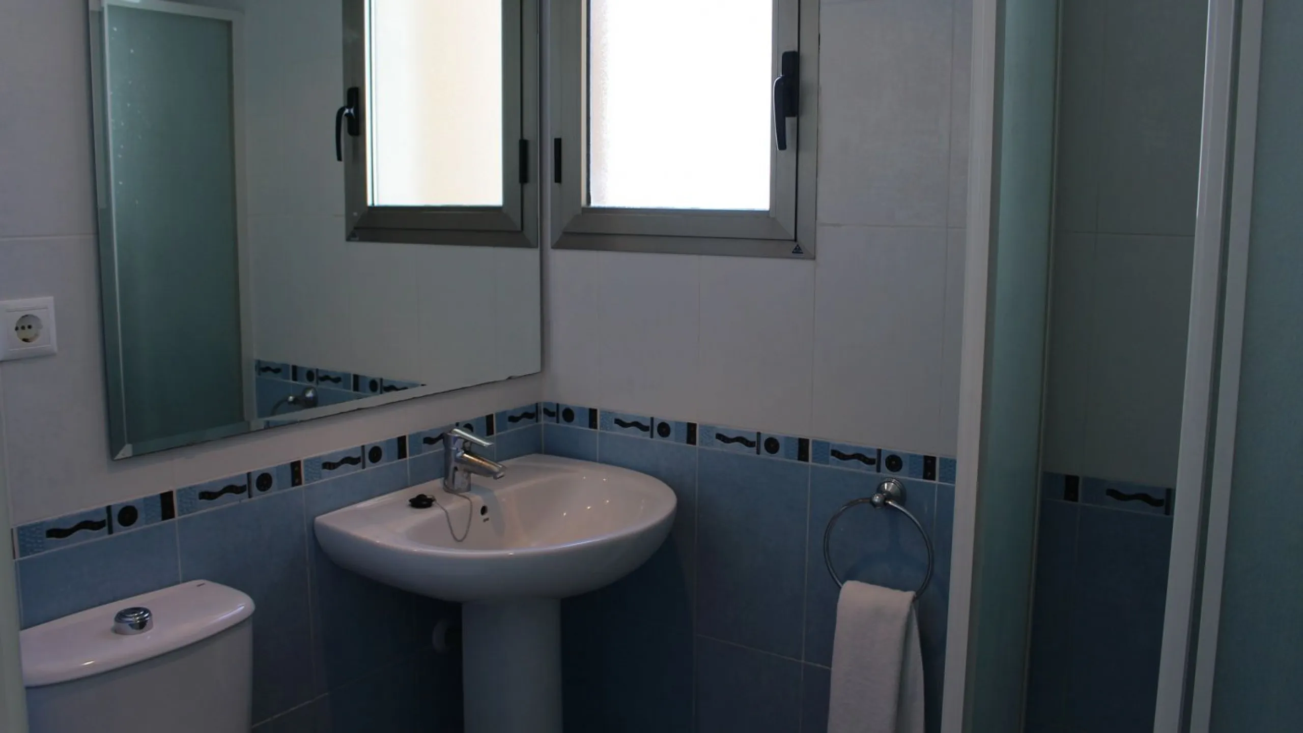 Apartamento de 2 dormitorios en primera línea de playa