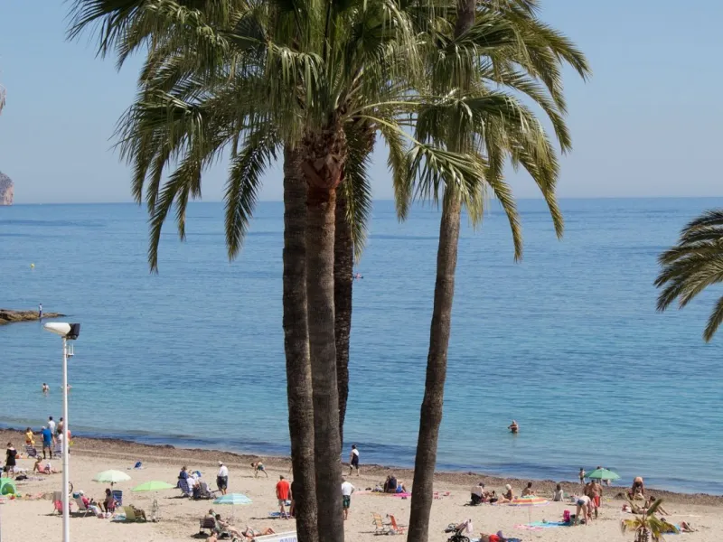 Apartamento de 2 dormitorios en primera línea de playa