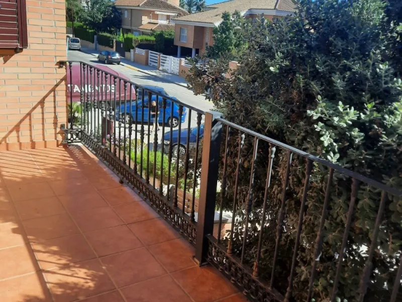 Chalet Adosado en venta de 3 Habitaciones en Canet dBerenguer