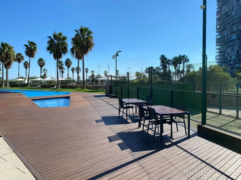 Exclusive seafront apartment with panoramic terrace in Barcelona