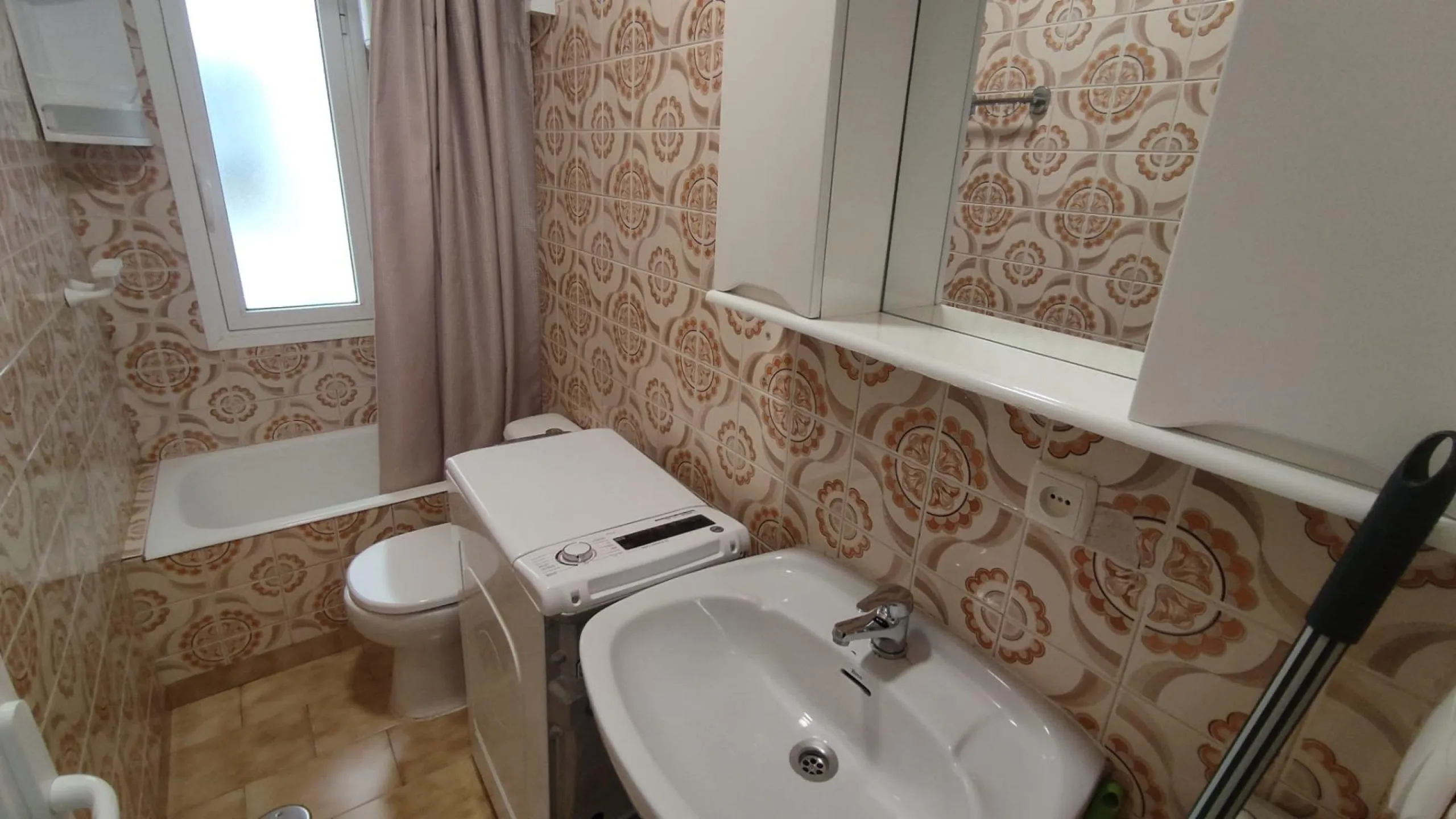 Apartment for rent en Carolinas altas Alicante