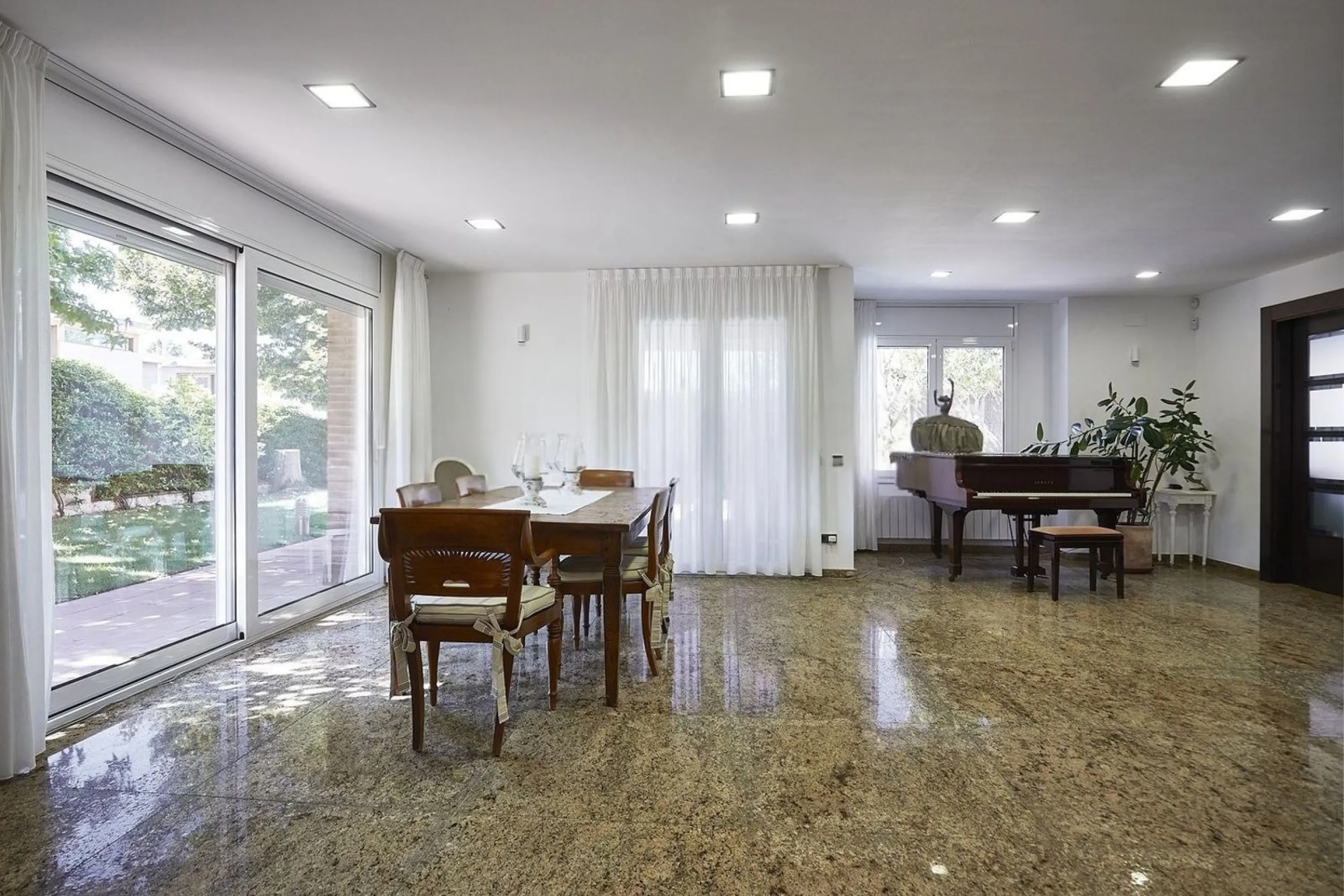 Exclusive house with garden and pool in Can Trabal, next to Sant Cugat Golf