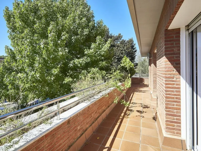 Exclusive house with garden and pool in Can Trabal, next to Sant Cugat Golf