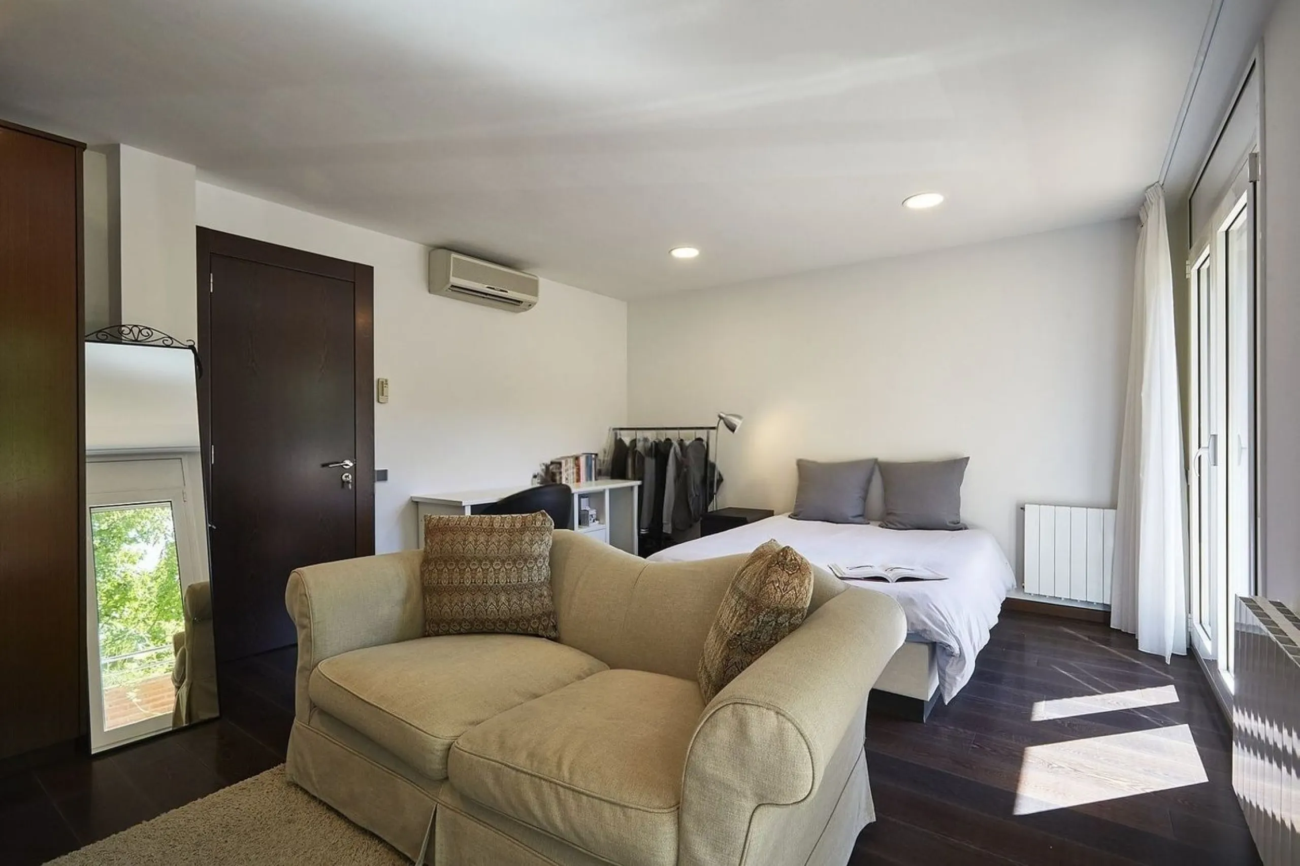 Exclusive house with garden and pool in Can Trabal, next to Sant Cugat Golf
