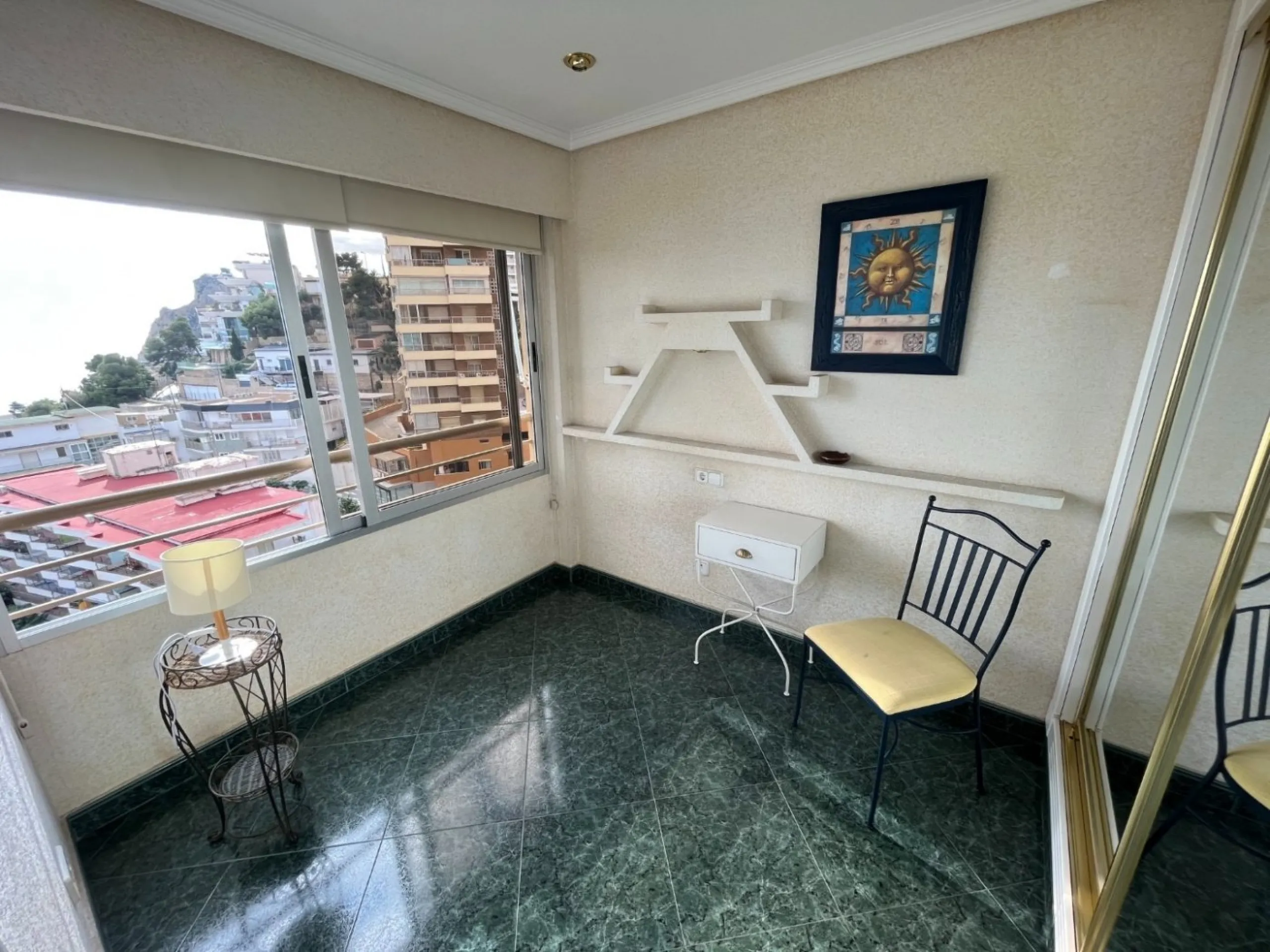 Great apartment with sea views