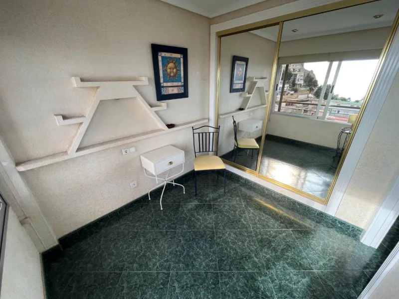 Great apartment with sea views