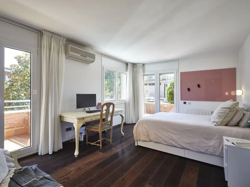 Exclusive house with garden and pool in Can Trabal, next to Sant Cugat Golf