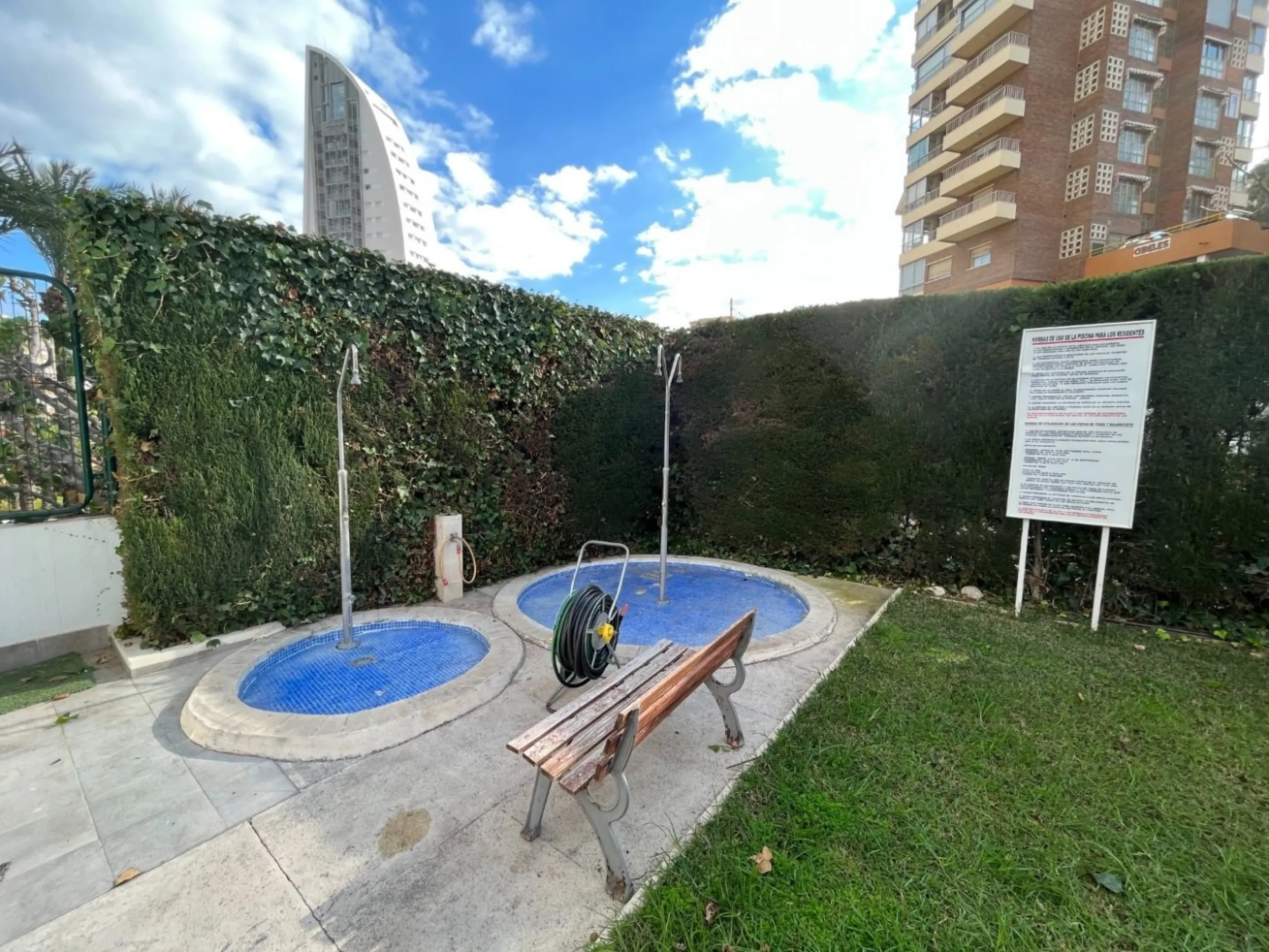 Great apartment with sea views