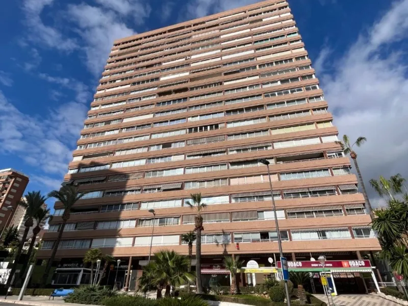 Great apartment with sea views