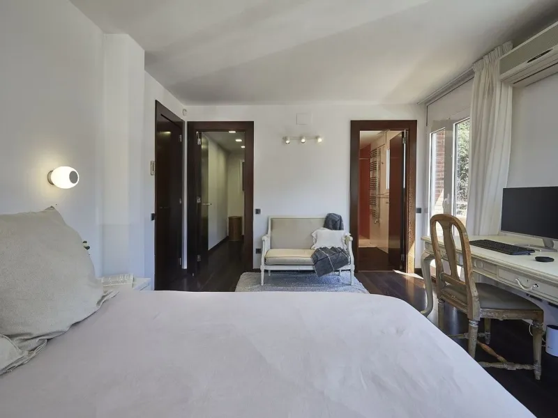 Exclusive house with garden and pool in Can Trabal, next to Sant Cugat Golf