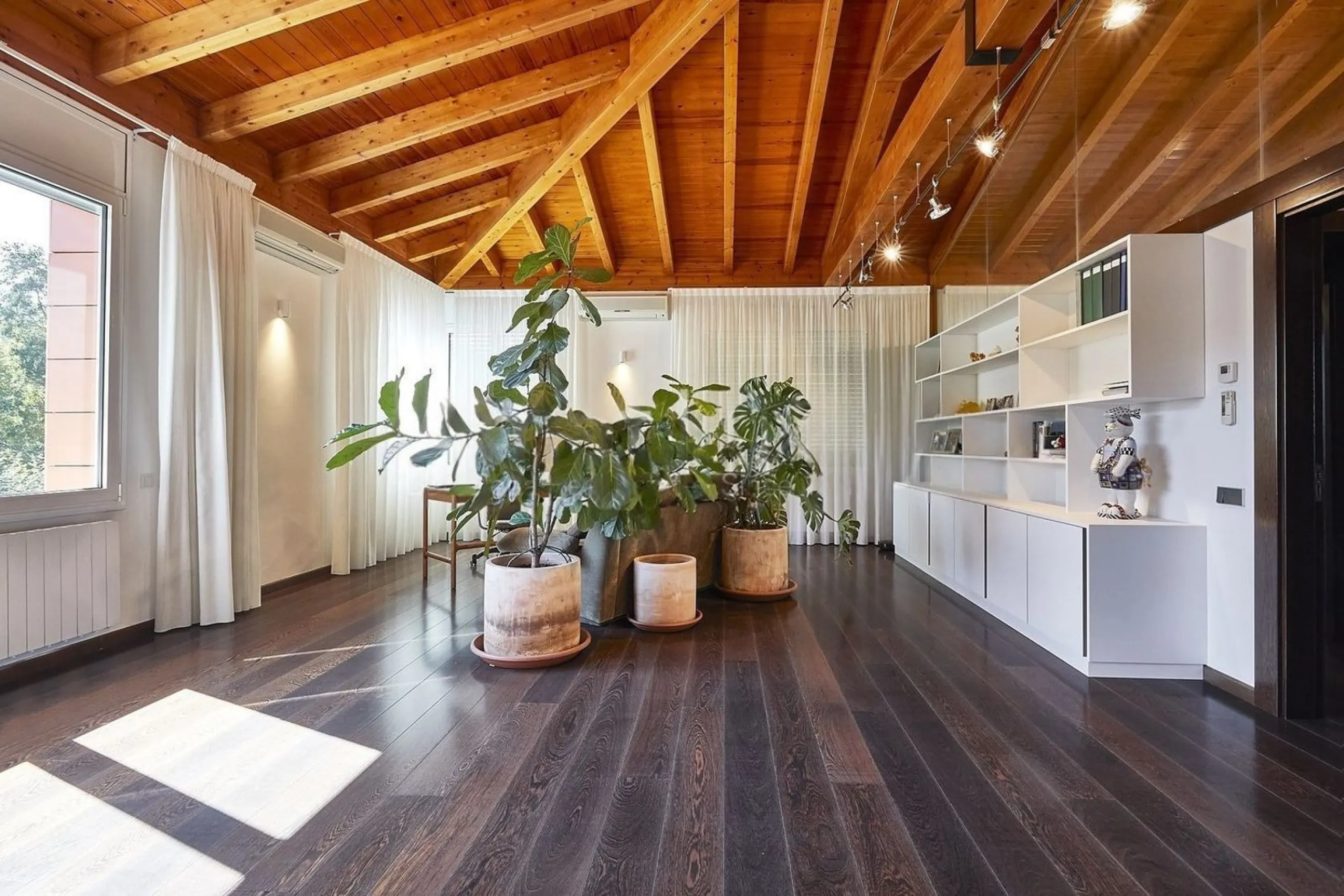 Exclusive house with garden and pool in Can Trabal, next to Sant Cugat Golf