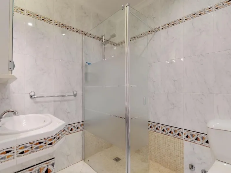 EXCLUSIVA VILLA EN VENTA EN CALPE CON MARAVILLOSAS VISTAS AL MAR