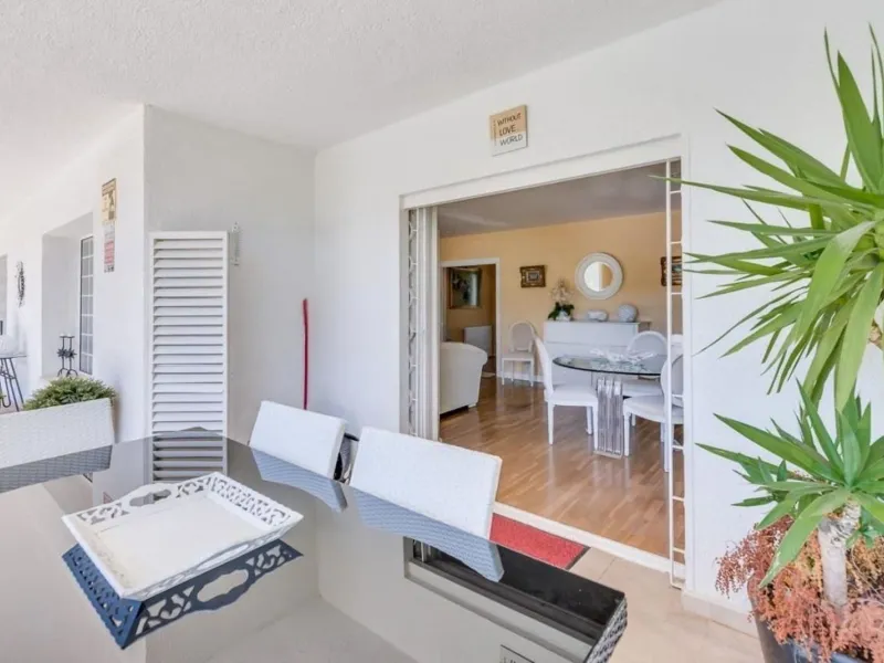 Spacious and bright house with garden in Valldoreix, Sant Cugat del Valles