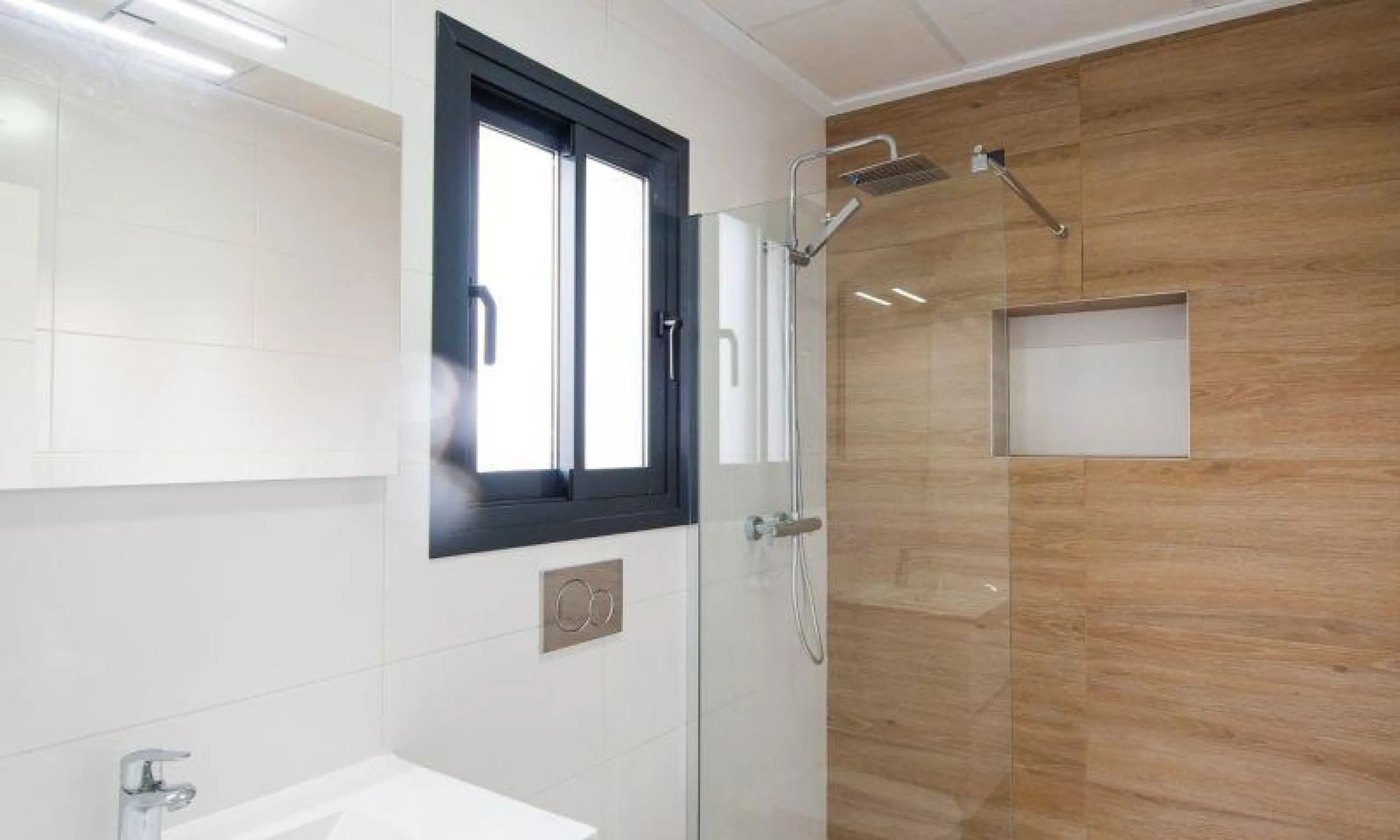 Detached villa with private pool