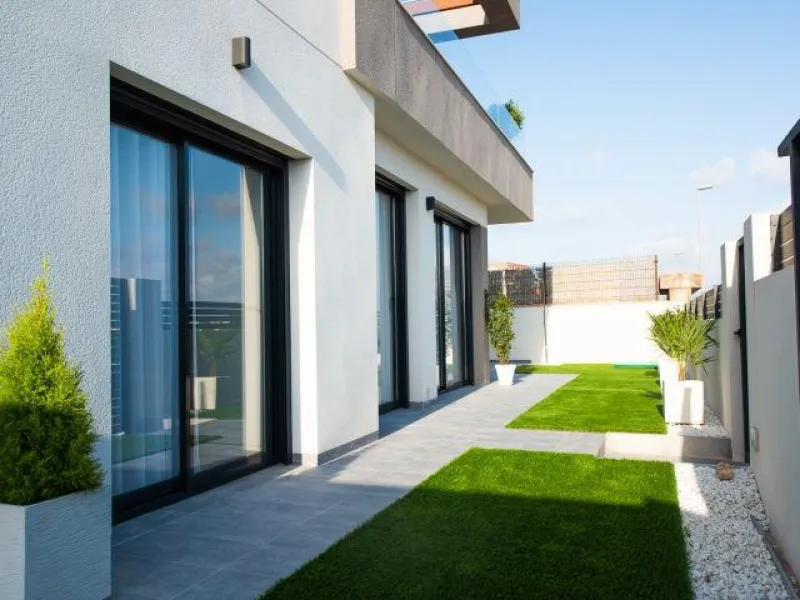 Detached villa with private pool